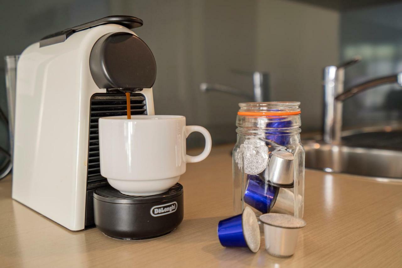موتيل روتوروا أكوموديشن آند سبا سيلفر فرن المظهر الخارجي الصورة A Nespresso machine