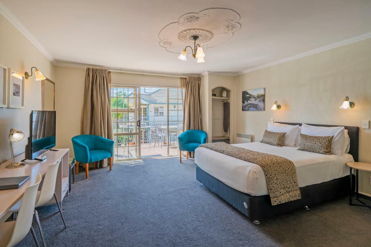 موتيل روتوروا أكوموديشن آند سبا سيلفر فرن المظهر الخارجي الصورة A typical hotel room