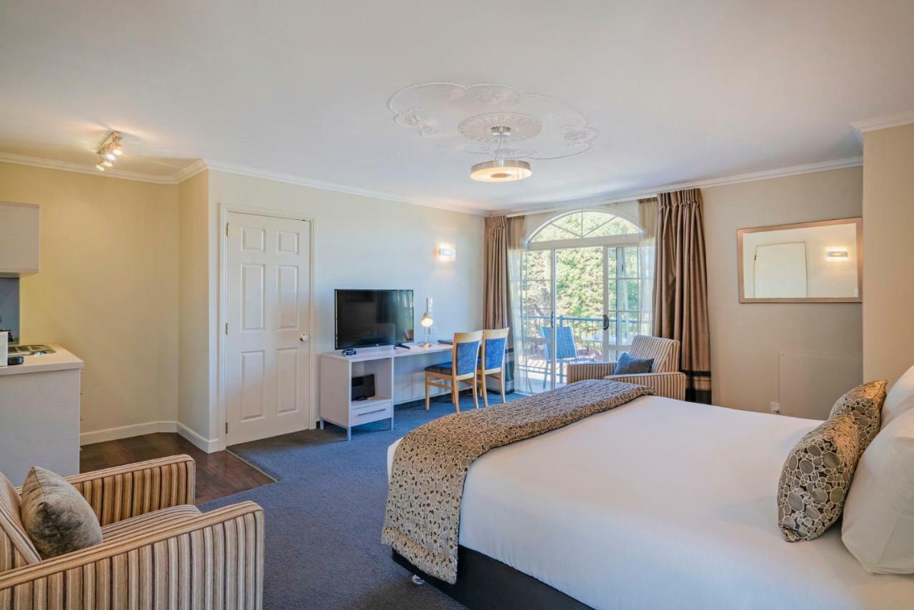 موتيل روتوروا أكوموديشن آند سبا سيلفر فرن المظهر الخارجي الصورة A suite at the hotel