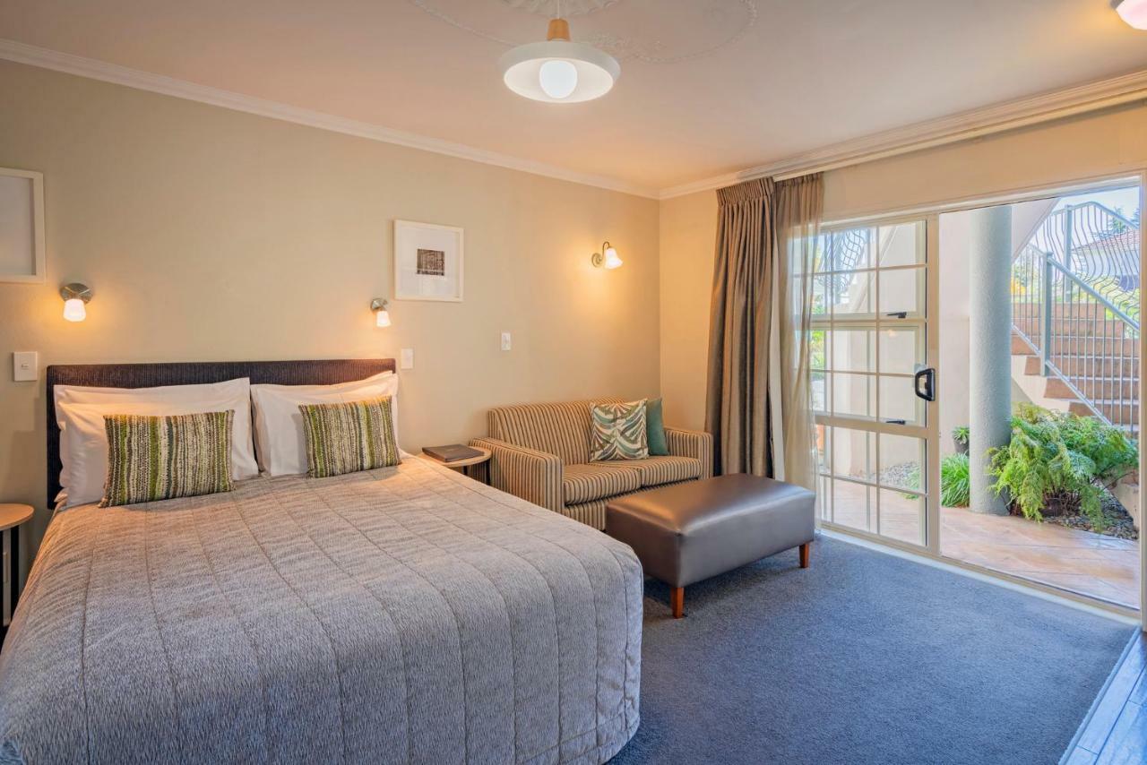 موتيل روتوروا أكوموديشن آند سبا سيلفر فرن المظهر الخارجي الصورة A typical motel room