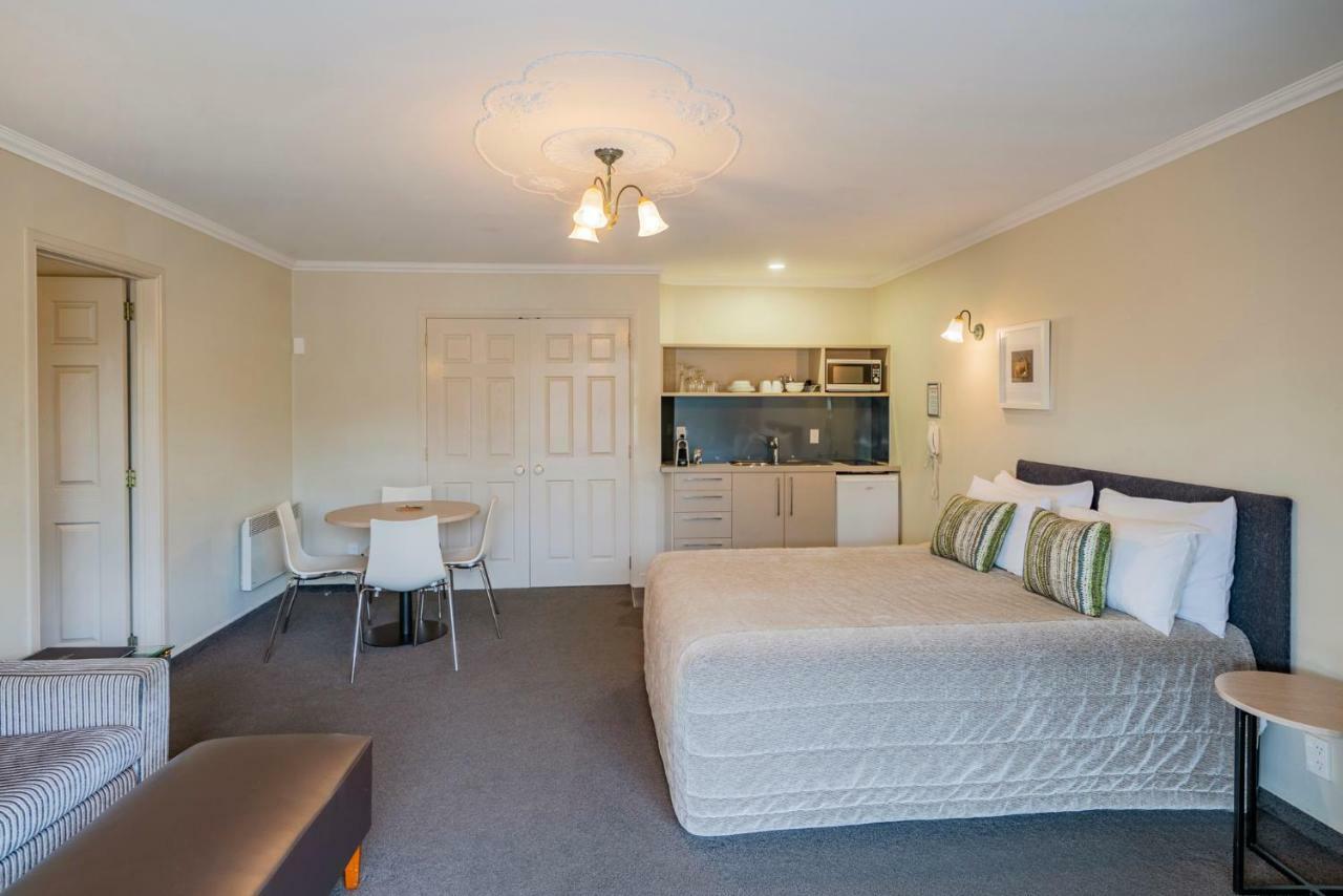 موتيل روتوروا أكوموديشن آند سبا سيلفر فرن المظهر الخارجي الصورة A studio apartment in New Zealand